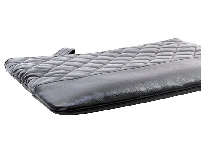 Chanel Nero Medio Pelle di Vitello Invecchiata Gabrielle O Case Clutch - vista 12