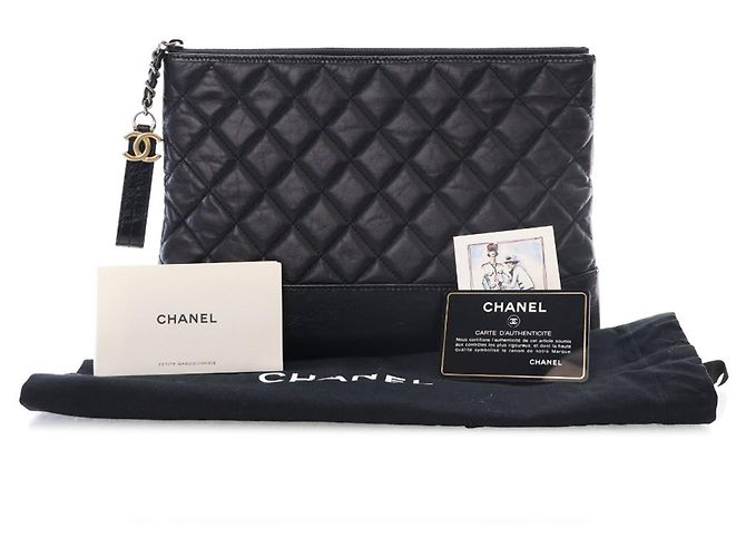 Chanel Nero Medio Pelle di Vitello Invecchiata Gabrielle O Case Clutch - vista 13