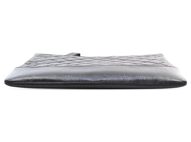 Chanel Nero Medio Pelle di Vitello Invecchiata Gabrielle O Case Clutch - vista 3