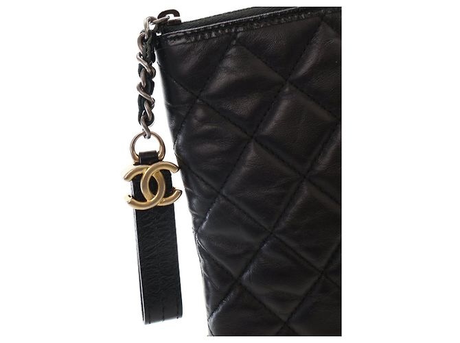 Chanel Nero Medio Pelle di Vitello Invecchiata Gabrielle O Case Clutch - vista 7
