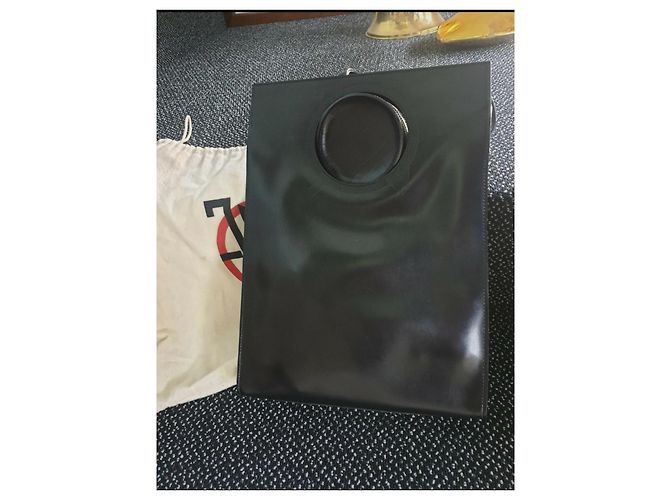 Sac à main Jean Paul Gaultier en cuir lisse noir brillant - vue 5