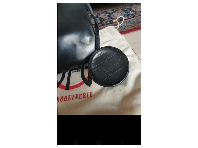 Sac à main Jean Paul Gaultier en cuir lisse noir brillant - vue 7