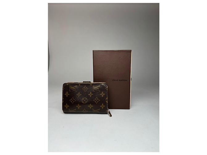 Vintage Louis Vuitton Leather Monogram Wallet Brown - view 7