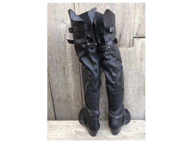 Botas Altas Les Petites de Cuero Negro - vista 4