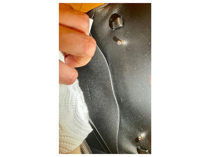 Hermès Constance To Go Handtasche aus schwarzem Leder - Ansicht 9