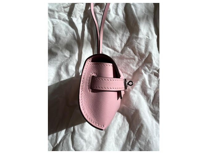 Charm Hermès Kelly Festival Rose Sakura in pelle Swift rosa - vista 6