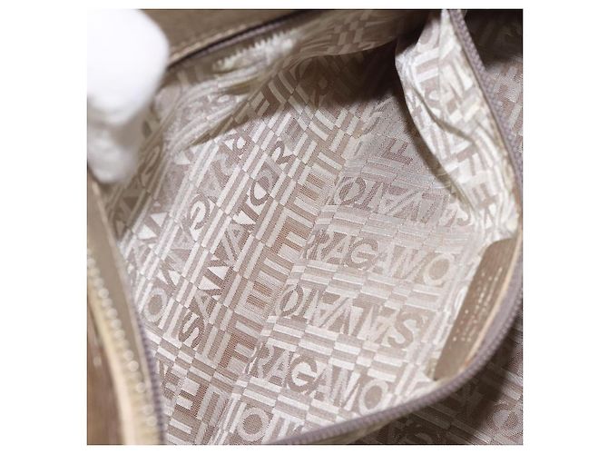 Borsa a mano in pelle Gancini Salvatore Ferragamo Auth am7952 D'oro - vista 21