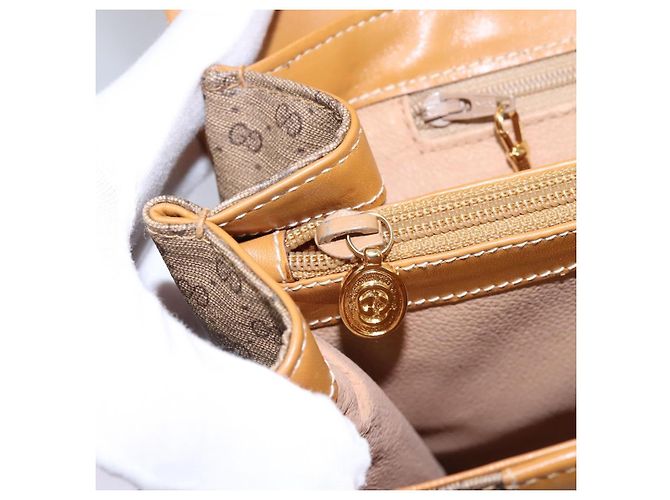 Gucci Borsa a Spalla Micro GG Supreme PVC Beige Oro 001 115 1199 Auth ep7488 D'oro - vista 24