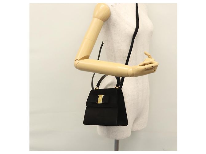 Borsa a mano Vala in suede 2 in 1 nera e oro Auth BA373 di Salvatore Ferragamo Nero D'oro - vista 24