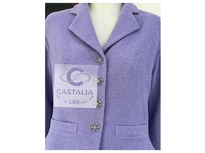 Chanel Nuevo Conjunto de Tweed Lavanda con Botones Gripoix CC 38 FR - vista 5