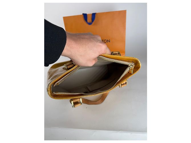 Alma Vintage Louis Vuitton Vernis Leder Tasche Gelb Grün - Ansicht 4