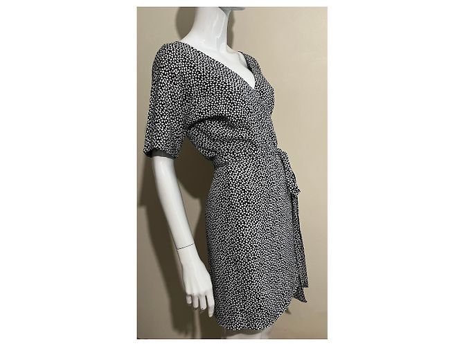 Diane Von Furstenberg DvF Shannon silk wrap dress in black and white - view 9