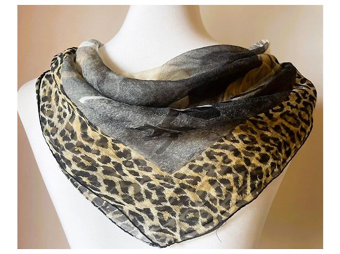 Silk scarf 'Monna Lisa' Dolce & Gabbana - view 8