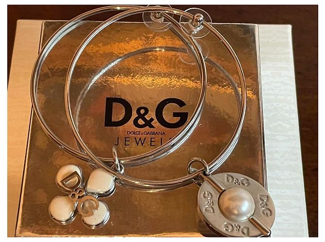 Particolari orecchini cerchio vintage DOLCE & GABBANA Argento - vista 6