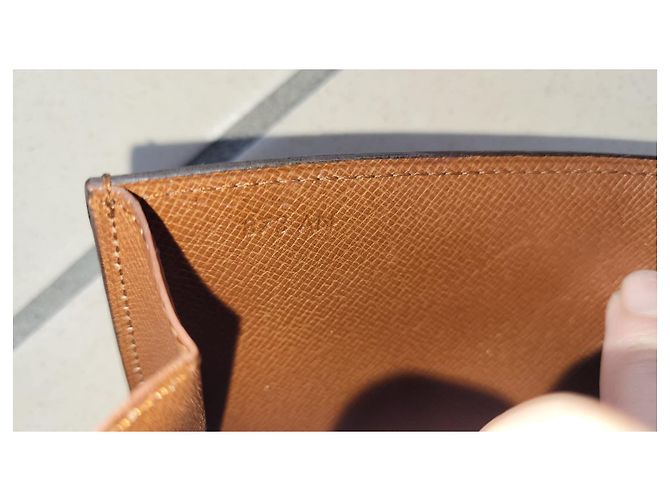 Portafoglio Louis Vuitton Sarah tre pieghe marrone pelle - vista 12