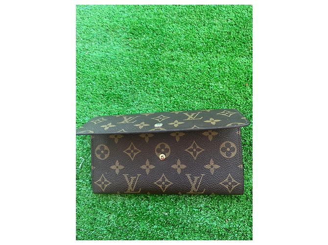 Portafoglio Louis Vuitton Sarah tre pieghe marrone pelle - vista 7