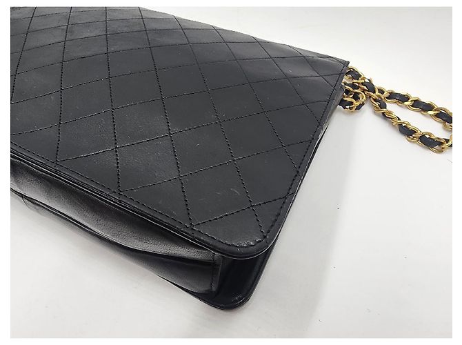 Chanel Classico Senza Tempo Trapuntato con Patta Singola Nero - vista 15