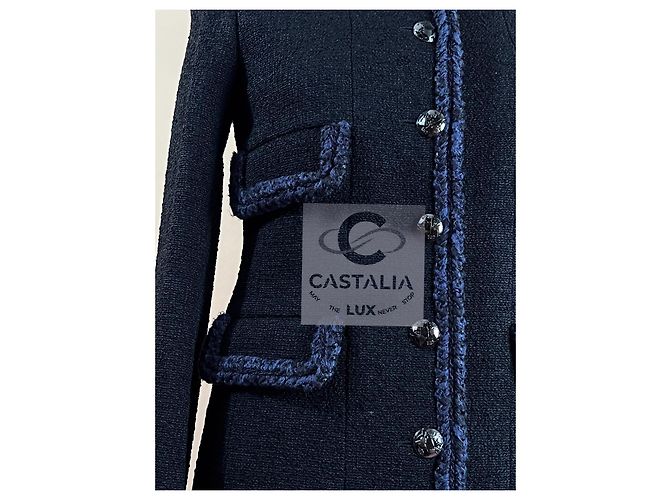 Chanel Ikonische schwarze Tweedjacke von Keira Knightley - Ansicht 10