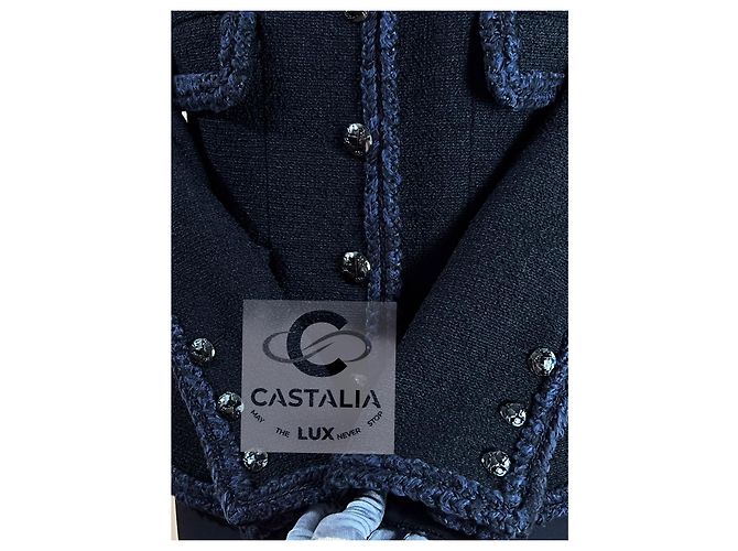 Chanel Ikonische schwarze Tweedjacke von Keira Knightley - Ansicht 12