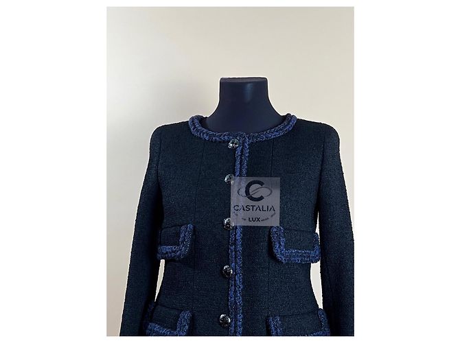 Chanel Ikonische schwarze Tweedjacke von Keira Knightley - Ansicht 15