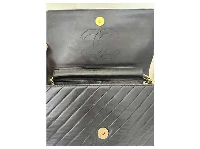 Timeless Chanel Classico senza tempo medio a zigzag Nero - vista 4