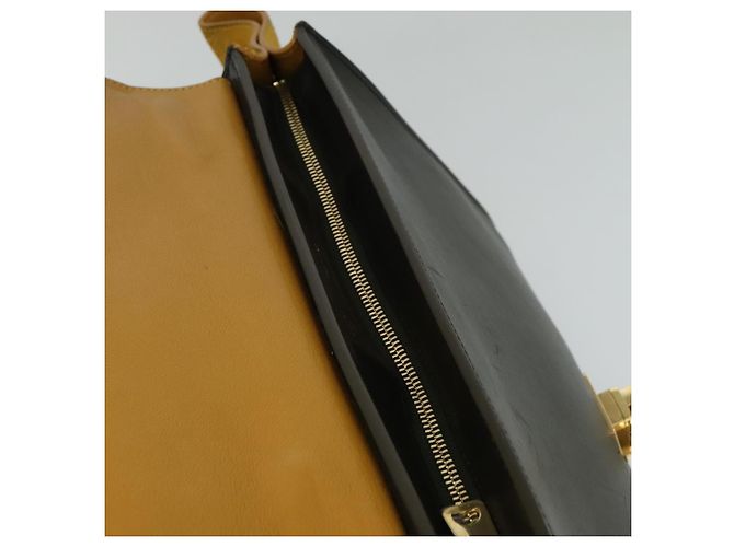 Céline CELINE Borsa Trapeze in pelle 2 in 1 Blu Navy Oro Auth BA400 D'oro - vista 9