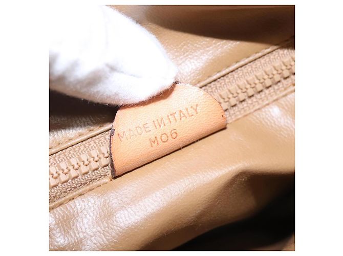 Céline Borsa a spalla in tela Macadam CELINE PVC beige oro Auth bs23175 D'oro - vista 12