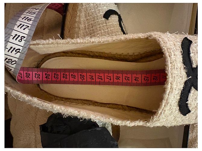 Espadrillas di tweed Chanel Nero Bianco - vista 9