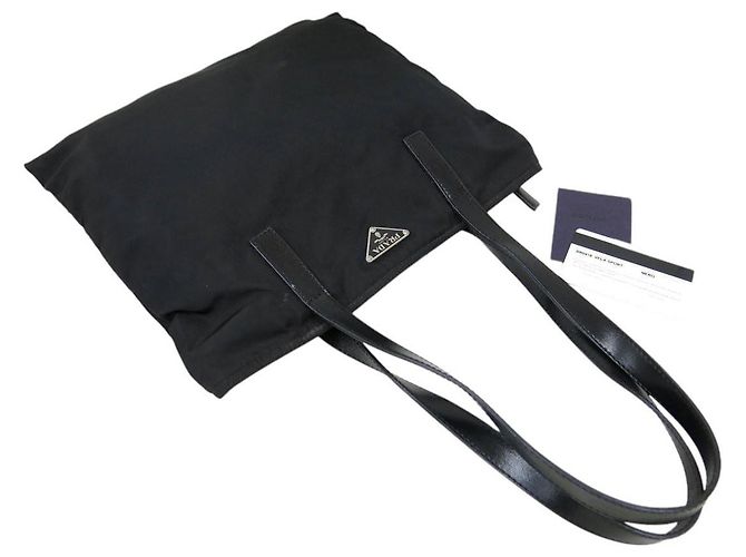 Bolso de hombro de cuero de ternera negro con logo de nylon Prada - vista 2