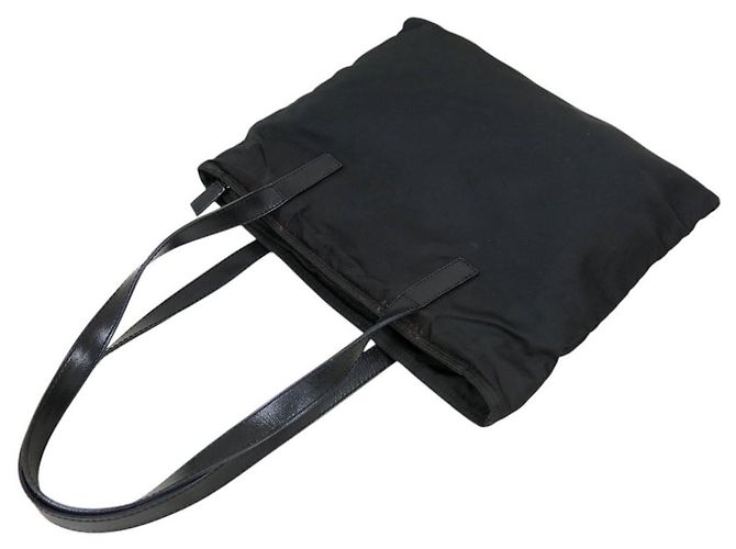 Bolso de hombro de cuero de ternera negro con logo de nylon Prada - vista 4