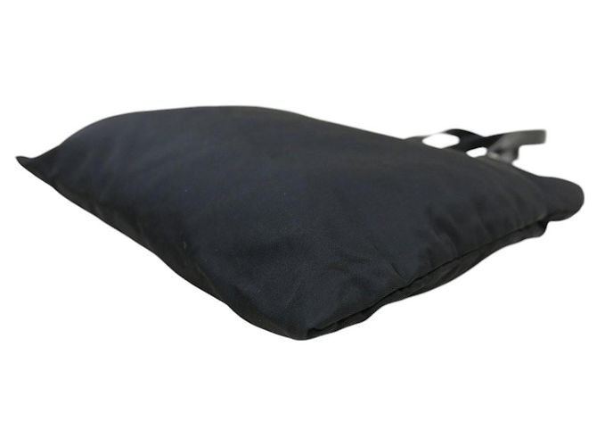 Bolso de hombro de cuero de ternera negro con logo de nylon Prada - vista 7