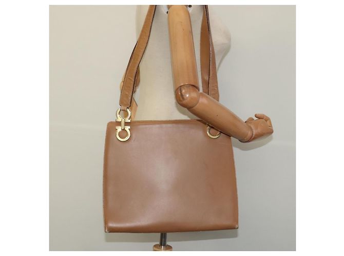 Borsa a Spalla Gancini in Pelle Beige Oro Salvatore Ferragamo Auth EC442 D'oro - vista 21