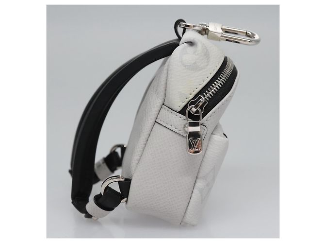 LOUIS VUITTON Tasche Bijoux Monogram Tiger Lama Neo Discovery M69318 Auth bs23133 Weiß - Ansicht 4