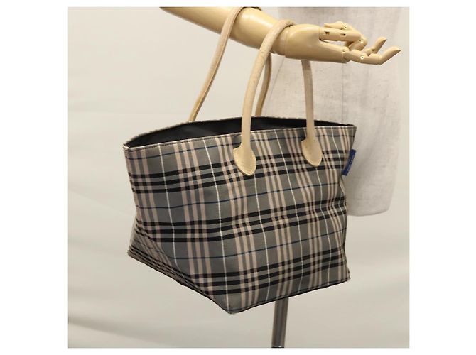 Burberry Nova Check Tote Bag aus Nylon in Beige mit blauer Etikette, silber authentisch bs23441 - Ansicht 22