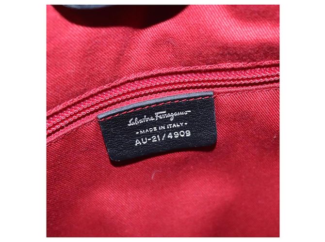 Sac à main Gancini en toile noire et argent de Salvatore Ferragamo Auth bs23065 Argenté - vue 14
