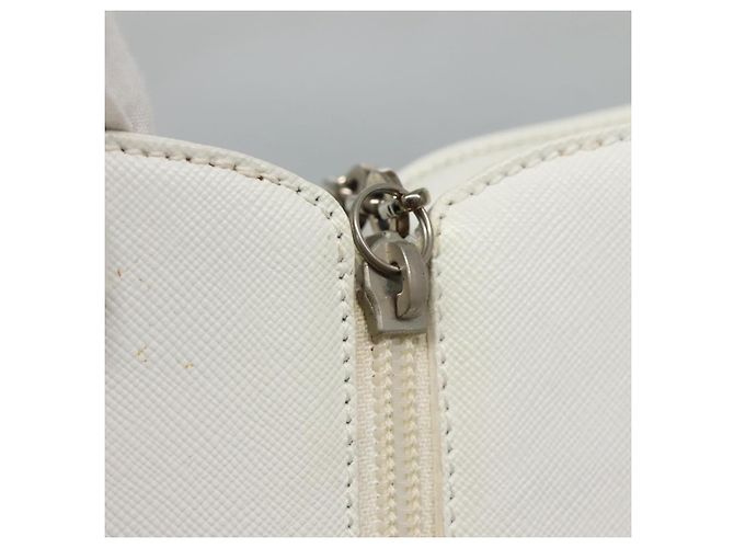 Borsa a spalla in pelle bianca Salvatore Ferragamo Auth bs23066 Bianco - vista 15