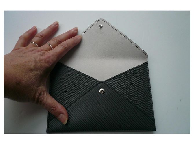 LOUIS VUITTON Pochette a pressione in pelle Epi ANTRACITE NUOVA Grigio antracite - vista 3
