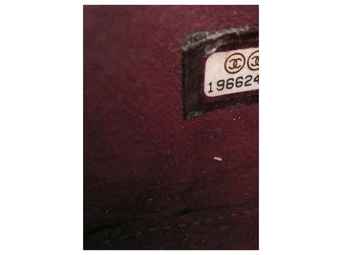 Portafoglio CC CHANEL - O Mini nero trapuntato con zip IN BUONE CONDIZIONI - vista 12