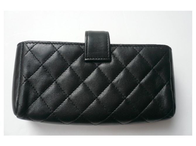 Portafoglio CC CHANEL - O Mini nero trapuntato con zip IN BUONE CONDIZIONI - vista 4