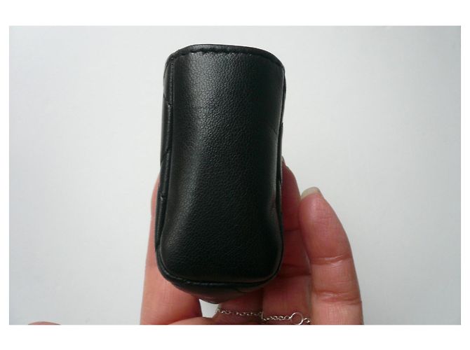 Portafoglio CC CHANEL - O Mini nero trapuntato con zip IN BUONE CONDIZIONI - vista 7