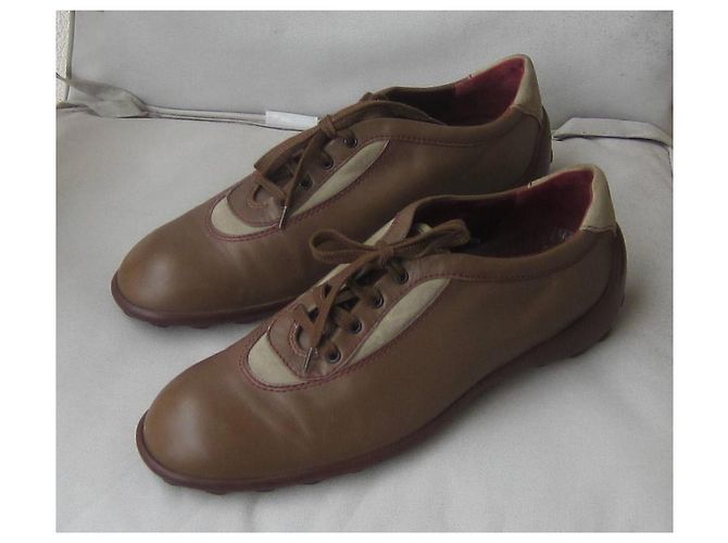 Scarpe da golf Tod's in pelle taupe - vista 2