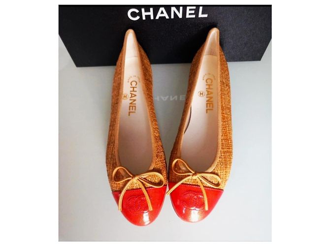 Ballerine Chanel Camello e Rosso in Pelle Vernice - vista 6