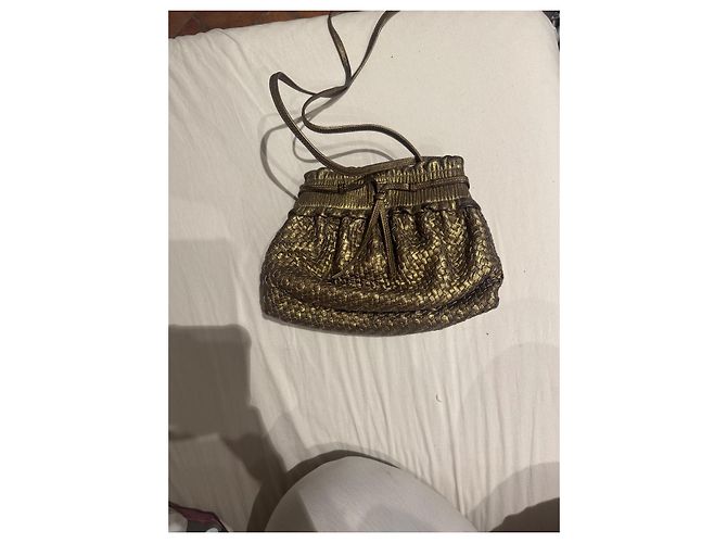 Borsa a tracolla Fendi in pelle dorata D'oro - vista 2