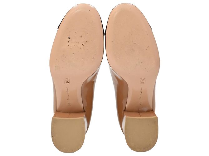 Décolleté Gianvito Rossi con punta in vernice marrone e nera - vista 6