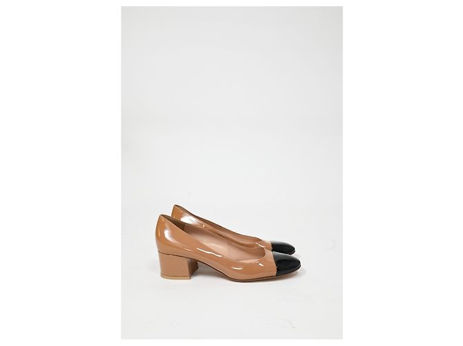 Décolleté Gianvito Rossi con punta in vernice marrone e nera - vista 8