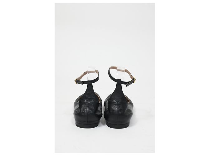 Chloé Scallop Accent Ankle Strap Ballet Flats in Black Leather - view 10