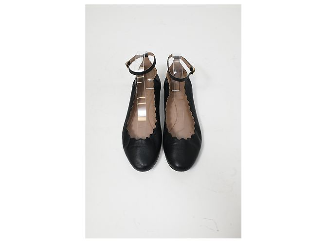 Chloé Scallop Accent Ankle Strap Ballet Flats in Black Leather - view 12