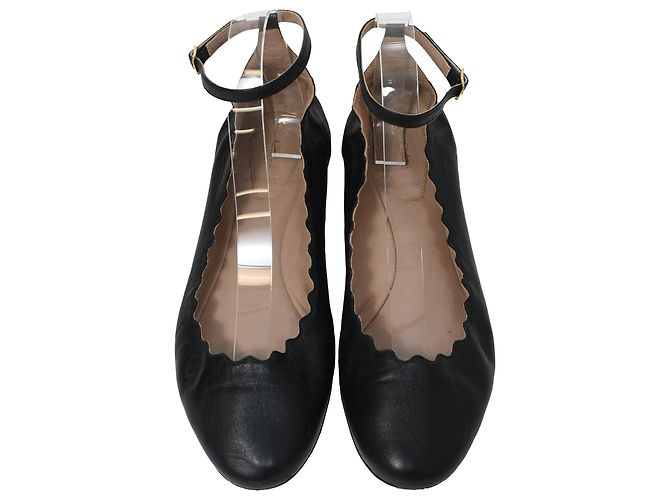 Chloé Scallop Accent Ankle Strap Ballet Flats in Black Leather - view 5