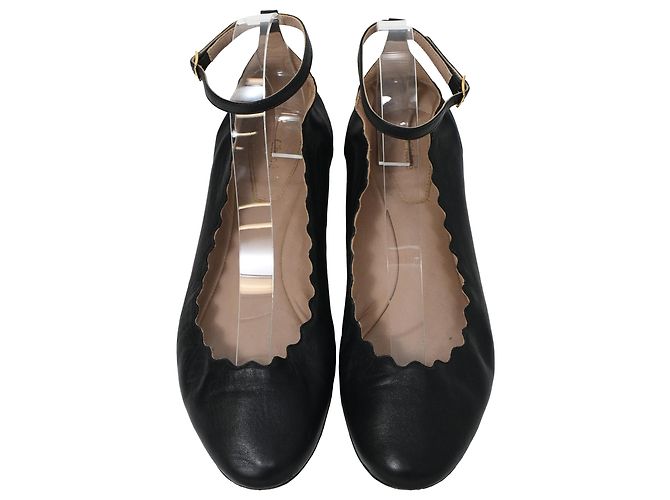 Chloé Scallop Accent Ankle Strap Ballet Flats in Black Leather - view 7
