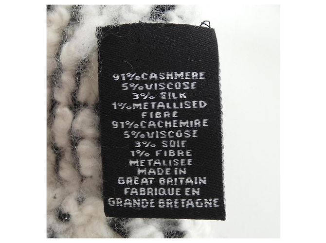 Maniche in cashmere Chanel Nero Bianco - vista 3